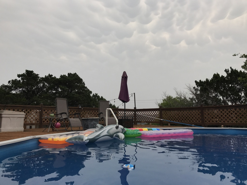 Just liked the clouds in this photo.